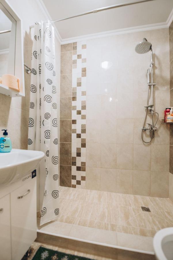 Hotel Valea Stancii Trebujeni Esterno foto